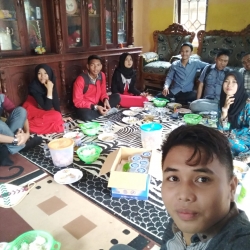 Acara Maulid Siang Hari di Rumah Teman Stkom Sapta Computer